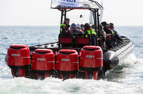 1200 PS Power-Schlauchboot fahren Raum Insel Fehmarn - 3