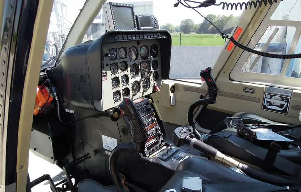 Hubschrauber Rundflug Föhren (20 Min.) - 1