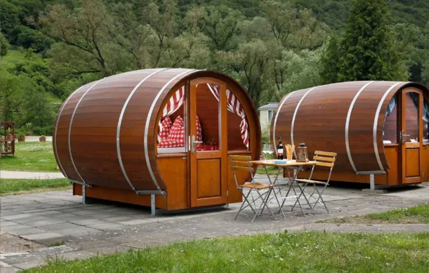 Übernachten im Fass in Burgen für 2 (1 Nacht) - 1