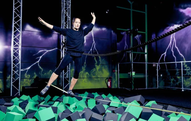 Trampolinhalle Herzogenrath für 2 - 6