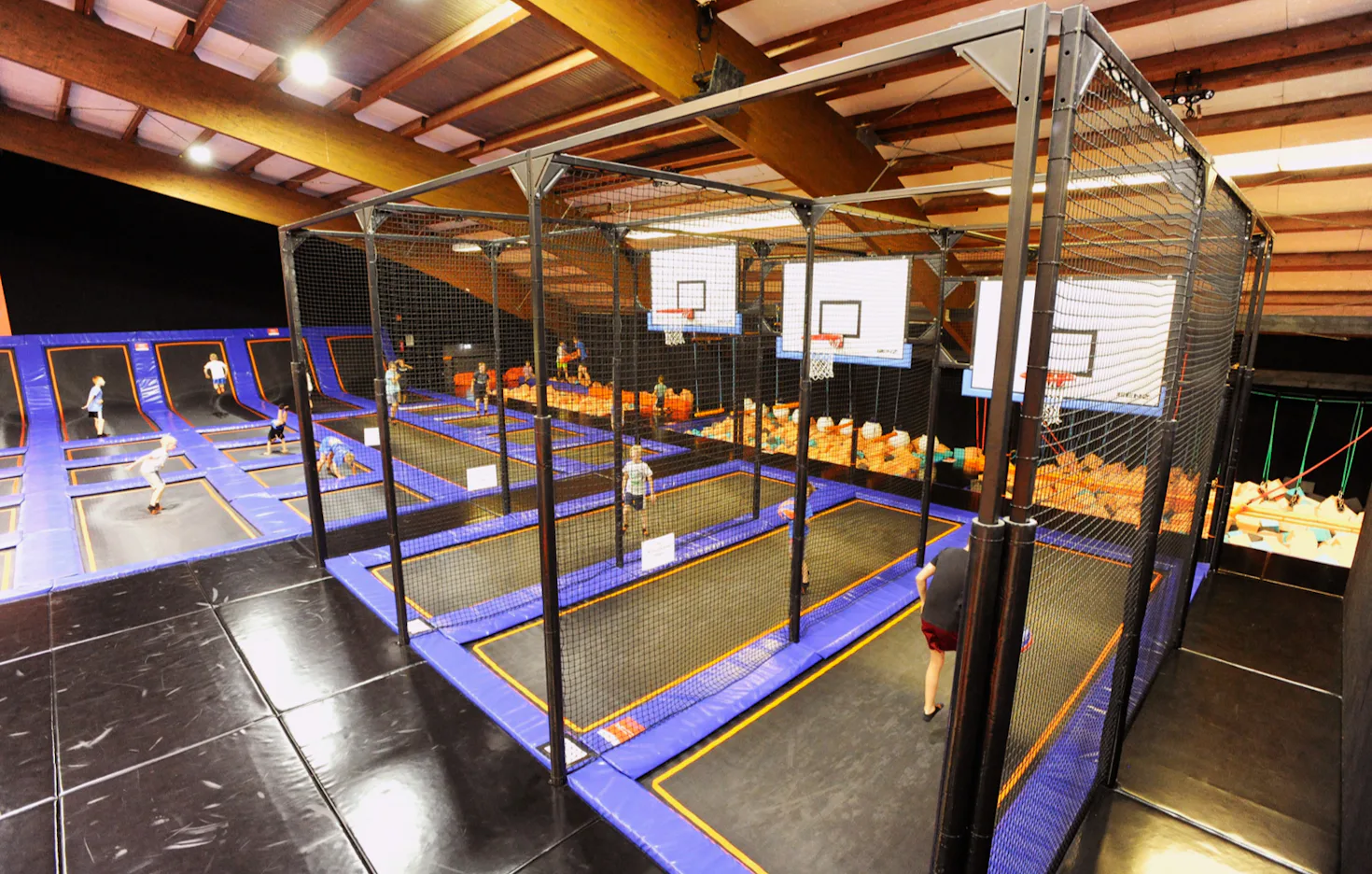 Trampolinhalle Remchingen für 2 - 3