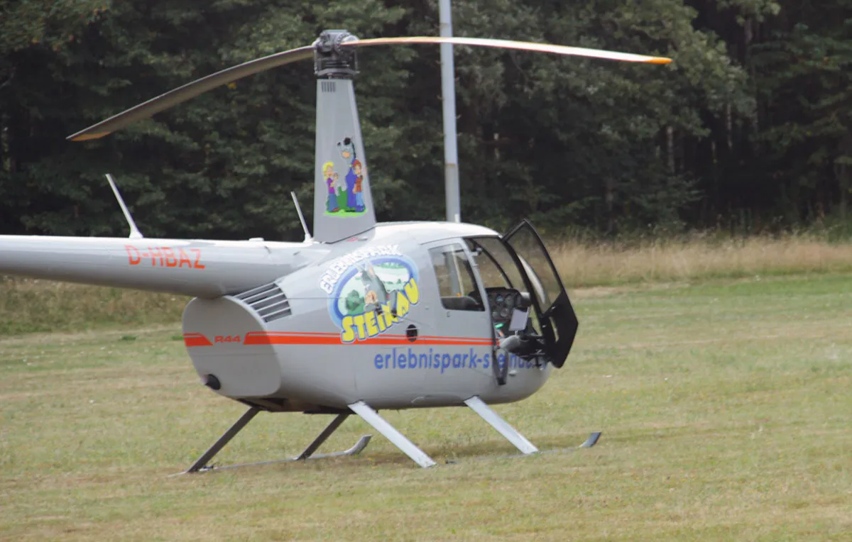 Hubschrauber selber fliegen Calden (30 Min.) - 2