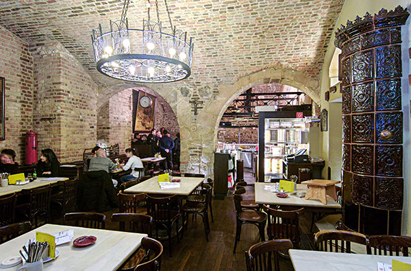 Dinner & Fackel-Stadtführung in Köln für 2 - 6