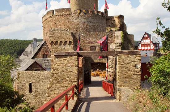 Mosel-Kurzurlaub auf der Burg für 2 - 7