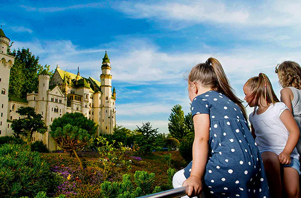 Erlebnisreise Legoland® Günzburg für 3 (1 Nacht) - 5