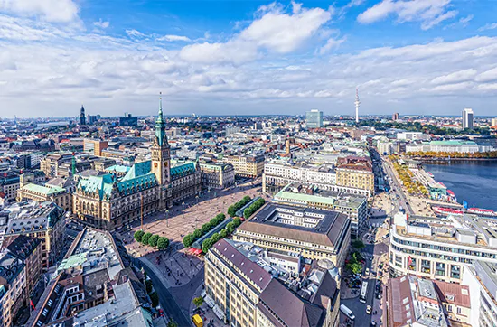 Frühstück & Cessna-Rundflug Hamburg für 2 - 6