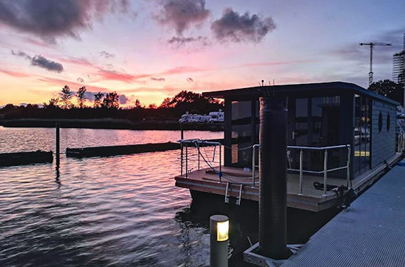 Hausboot mieten mit Sauna für 2 (5 Tage)