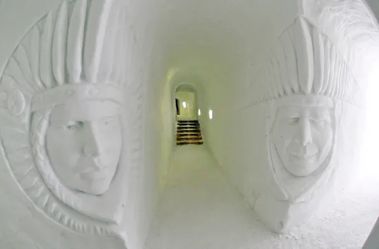 Romantische Iglu-Übernachtung für 2 in der Schweiz - 8