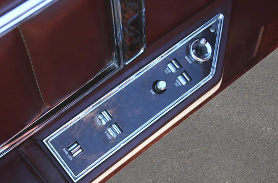 Lincoln Continental Mark V fahren bei Koblenz (1 Tag) - 8