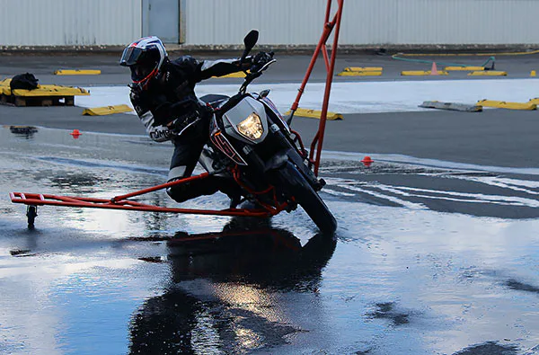 Motorrad Schräglagen-Training Lübbecke (4,5 Std) - 3