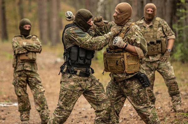 Navy SEAL Training in Strausberg (2,5 Std.) - 2