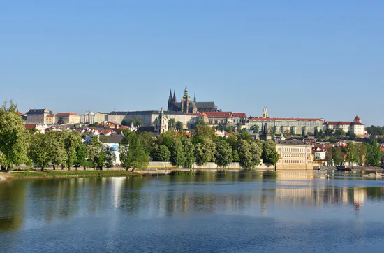 Stadtführung mit Bootsfahrt & Mittagessen in Prag - 5