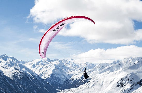 Winter Gleitschirm Tandemflug in Österreich