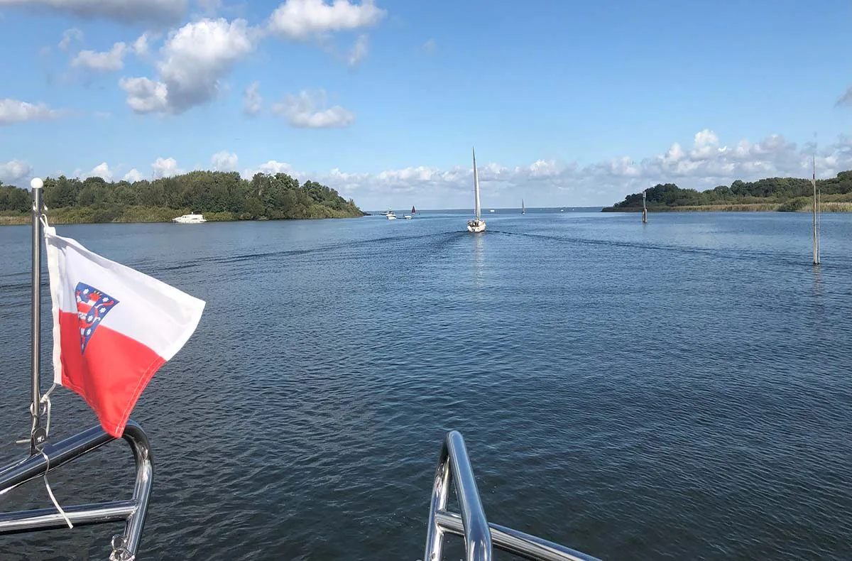 Motoryacht Waren (Family & Friends - 4 Std.) - 4