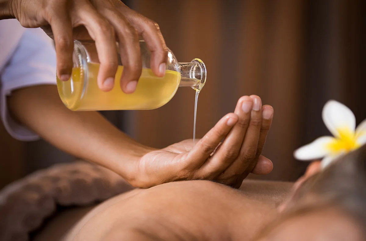 Ayurveda Massage Deluxe mit Fussmassage - 3