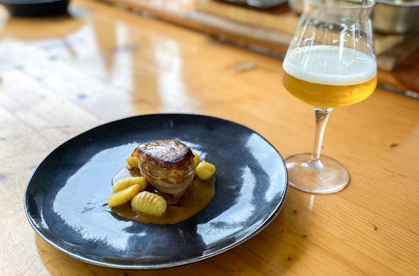 Bier Tasting mit BBQ Buch am Erlbach