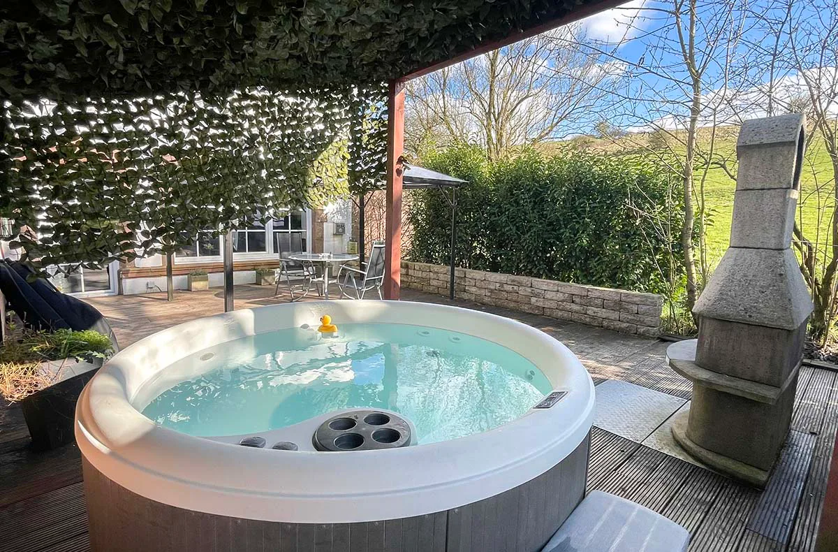 Bubble Hotel mit Apartment und Whirlpool Raum Gerolstein für 2 - 3