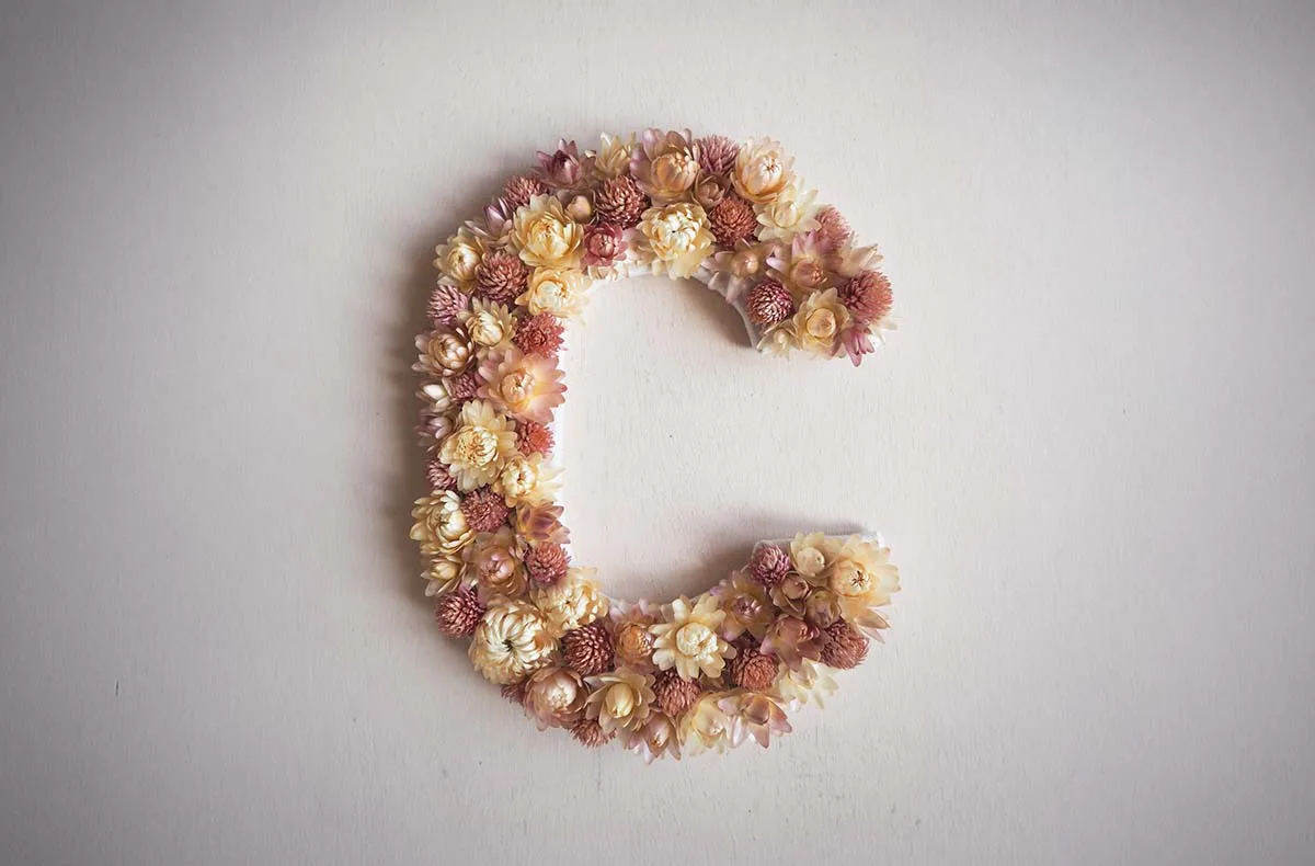 Buchstaben mit Trockenblumen selber machen München - 2