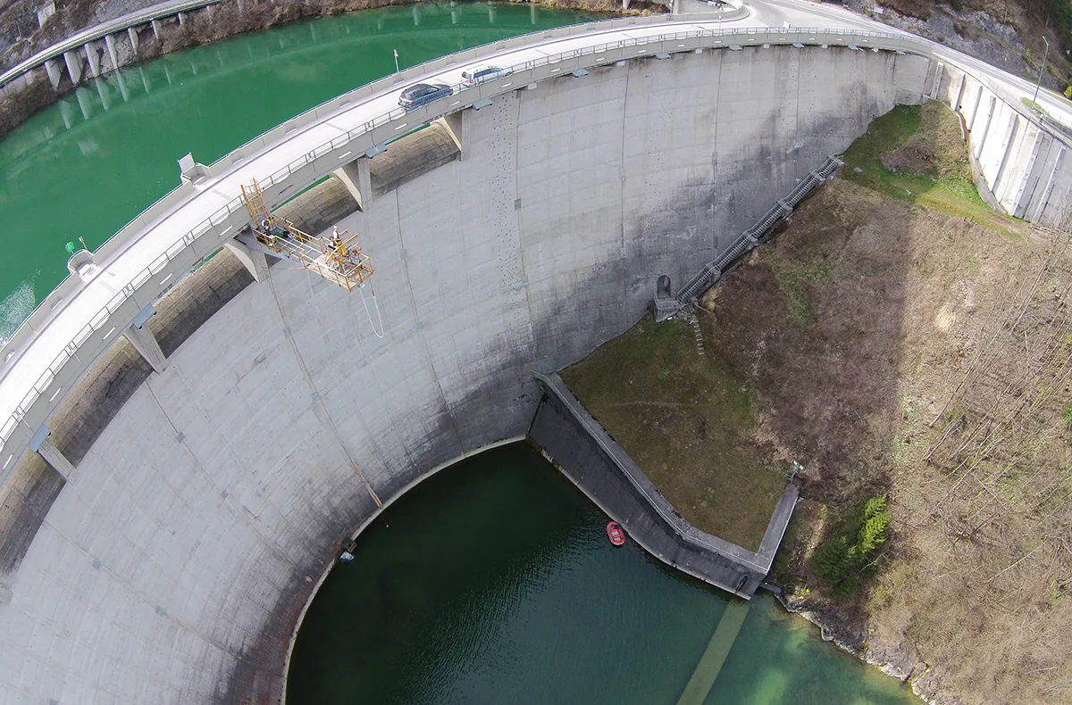 Bungee am Staudamm Klaus in Oberösterreich - 1