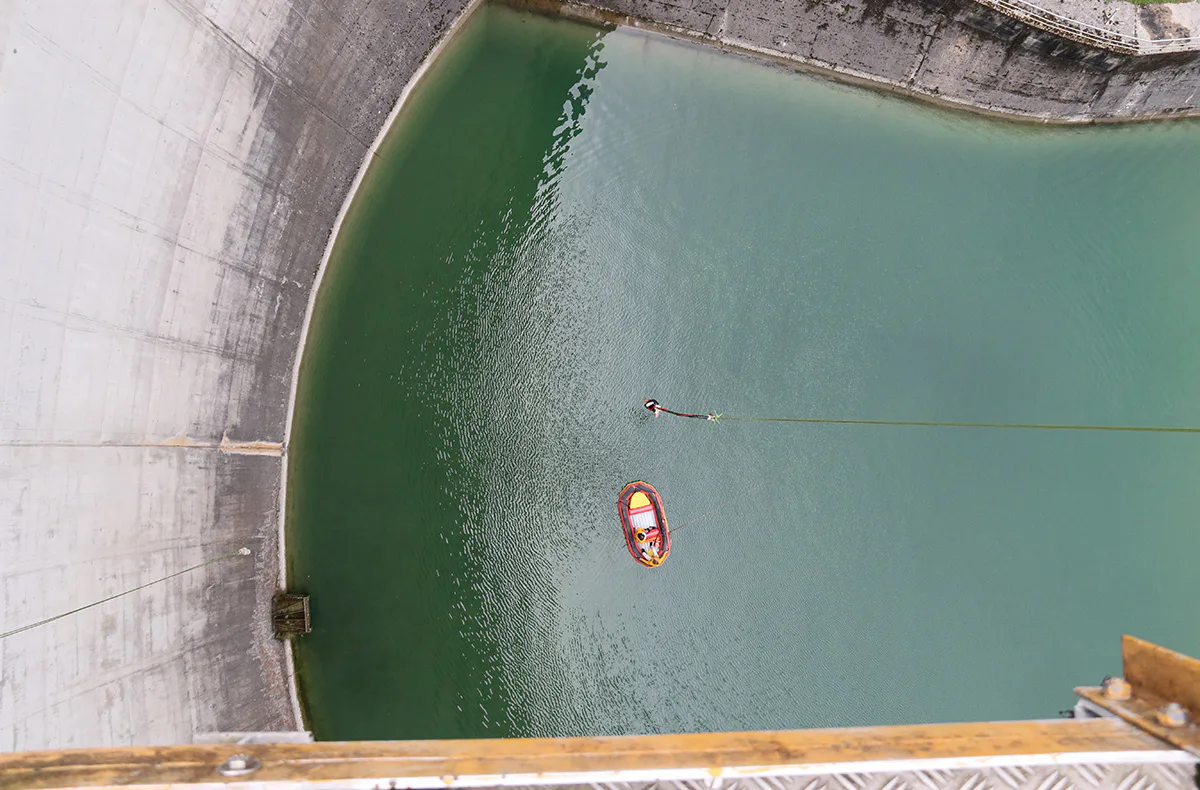 Bungee am Staudamm Klaus in Oberösterreich - 3