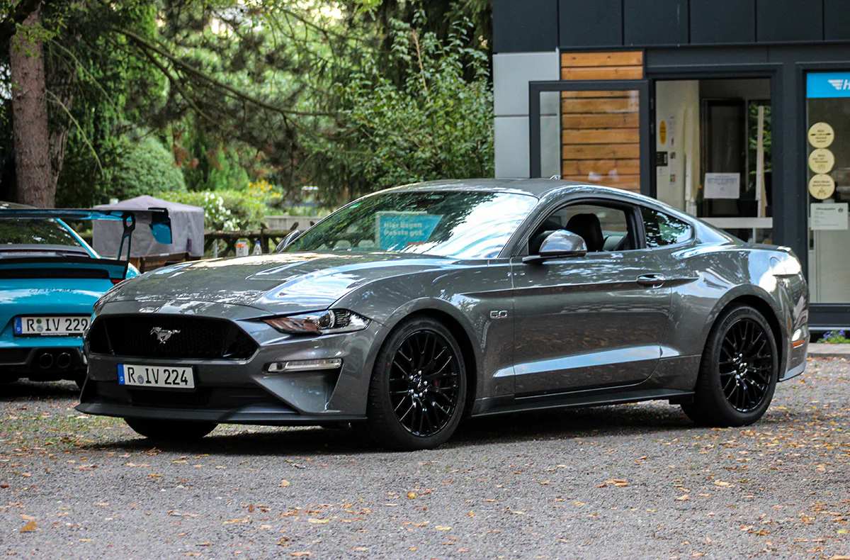 Ford Mustang mieten Regensburg (1 Tag) - 5