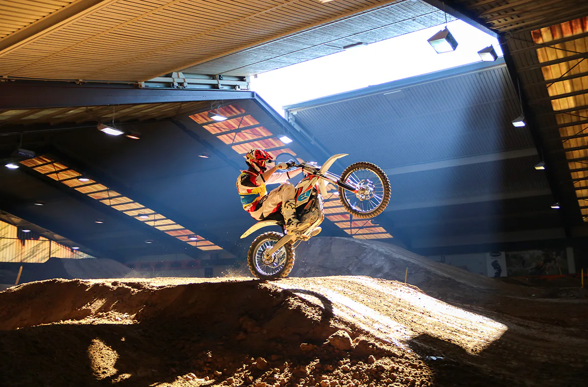 Indoor E-Motocross Rheinbreitbach - 1