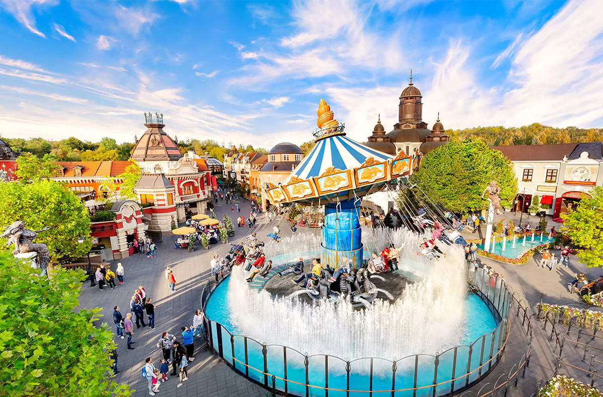 Kurzurlaub im Phantasialand für 3 (2 Nächte) - 1