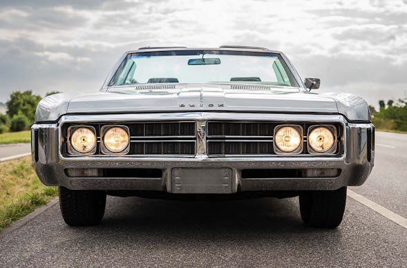 Oldtimer Erlebnisfahrt mit Chauffeur Hamburg