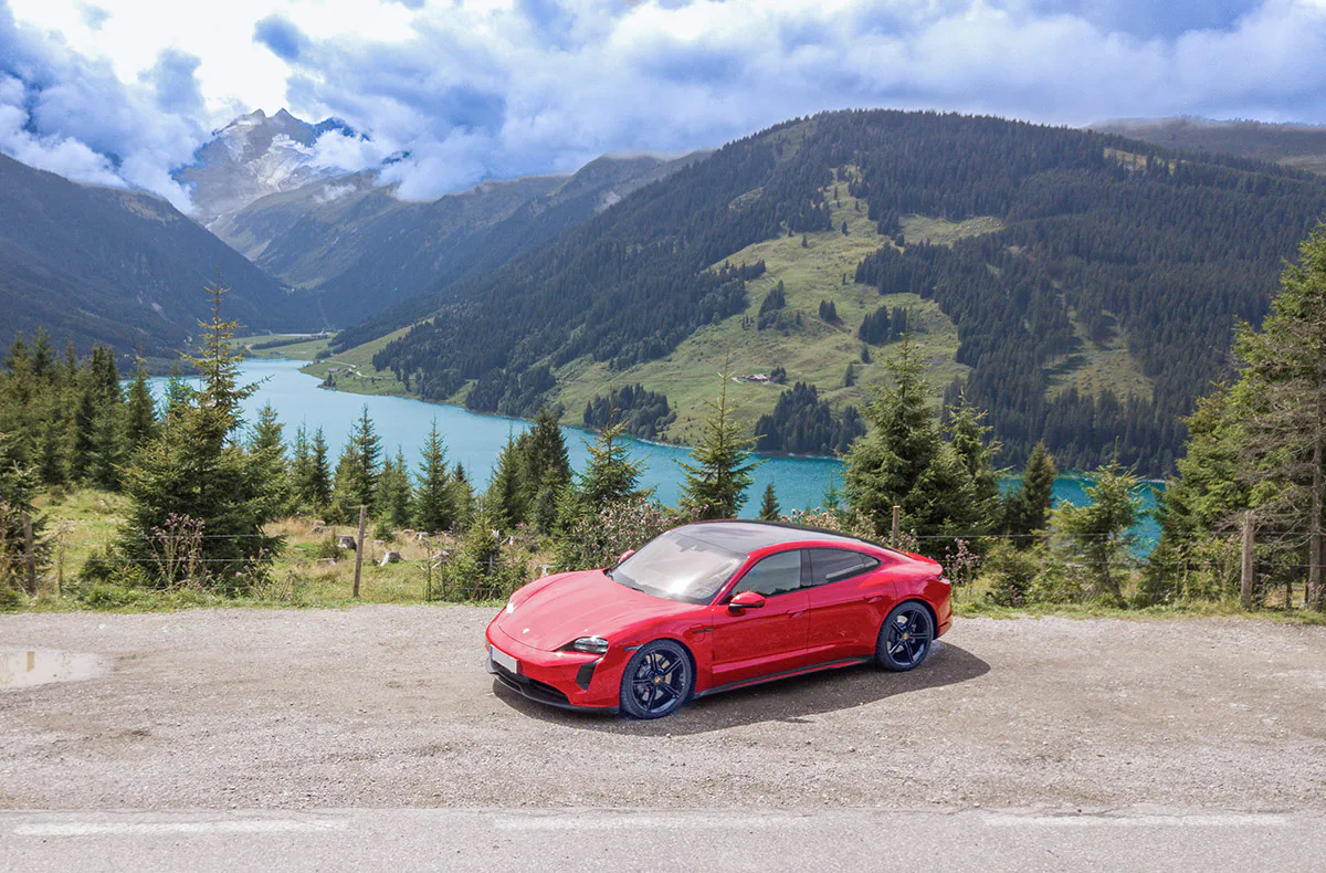 Porsche Taycan mieten Mayrhofen - 2