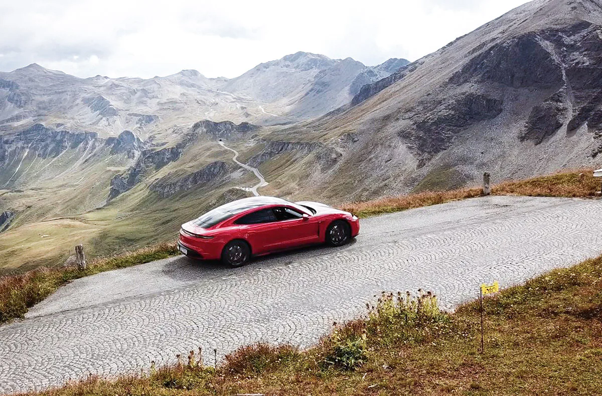 Porsche Taycan mieten Mayrhofen - 5