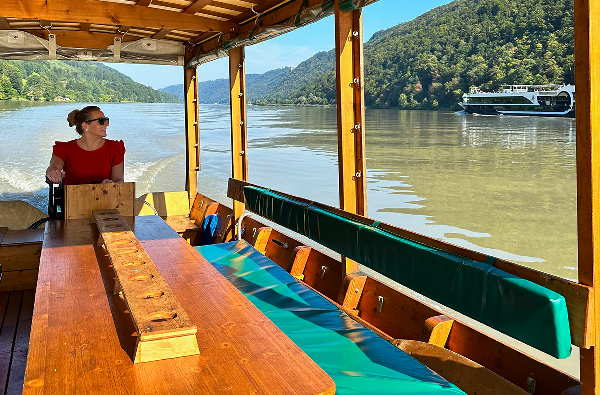 Private Bootsfahrt Donau - 1