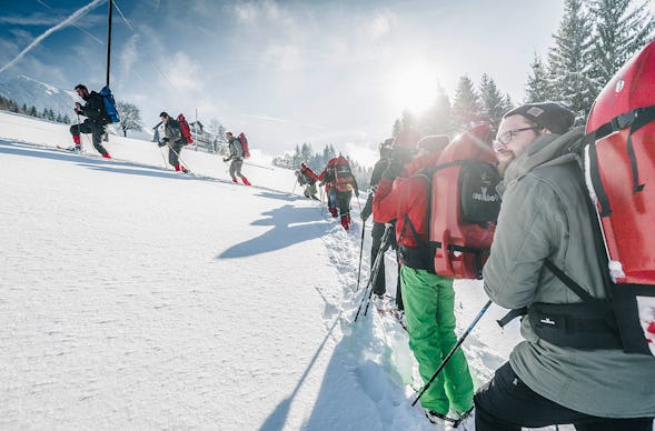 Schneeschuhtour und Bobfahrt für 2