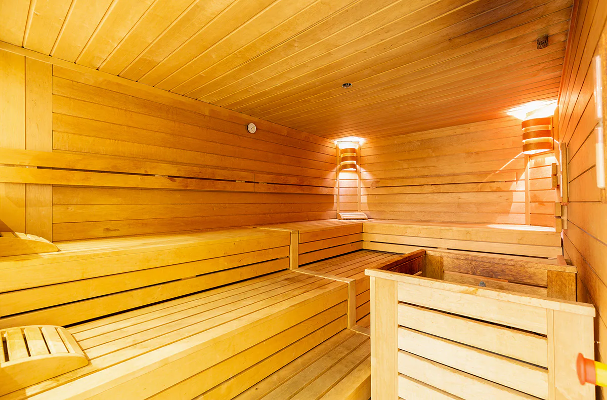 Hotstone Massage mit Spa Berlin - Alexanderplatz - 6