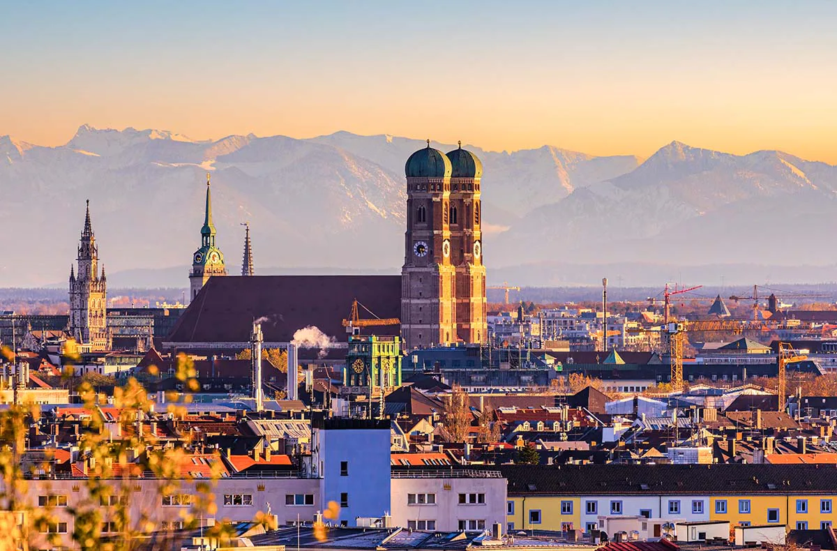 Städtetrip München mit Tour über den Viktualienmarkt für 2 - 2