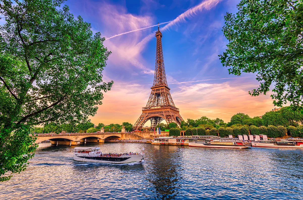 Städtetrip Paris mit Bootsfahrt auf der Seine für 2 - 3
