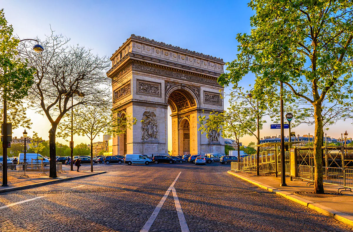 Städtetrip Paris mit Bootsfahrt auf der Seine für 2 - 6