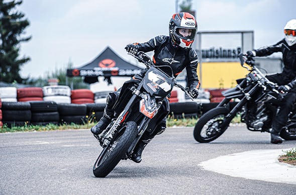 Supermoto Rennstrecken-Training Kirchheim unter Teck