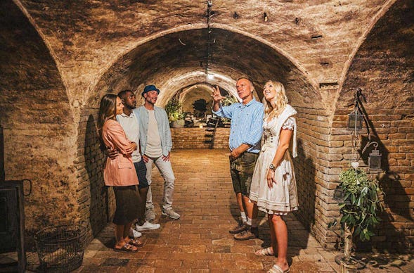 Urlaub mit Freunden im Weinfass Grub an der March